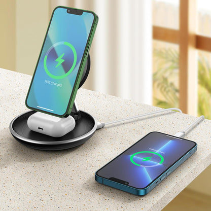 Travelmall - 3-in-1 Multi-Wireless Charger.